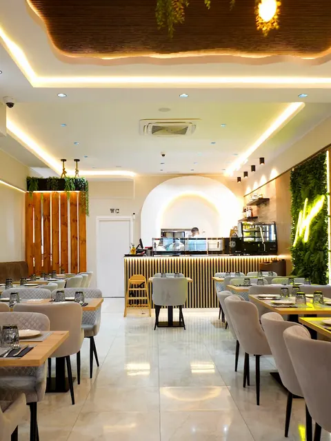 Interior del restaurante Nayam